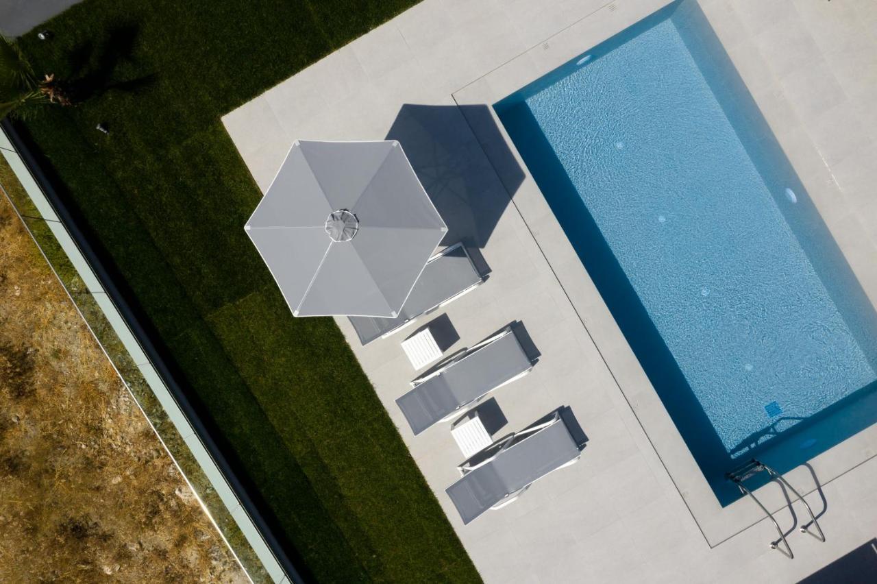Eolides Villas , Quite Idyll Of Rural Bliss,By Thinkvilla Lambiní Exterior photo