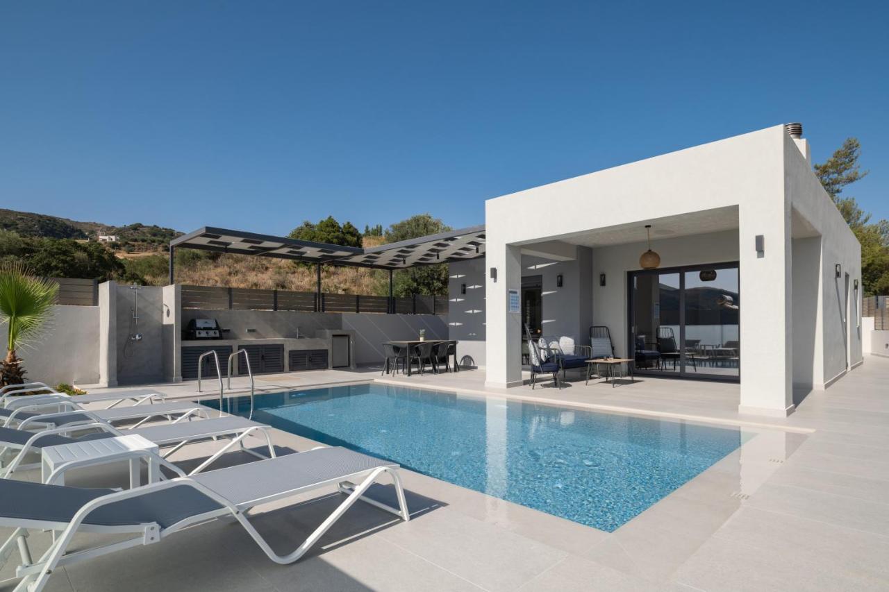 Eolides Villas , Quite Idyll Of Rural Bliss,By Thinkvilla Lambiní Exterior photo